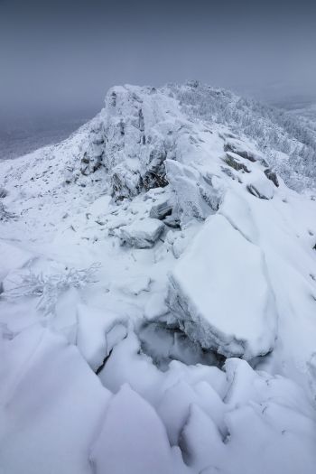 mountain range, snow, winter Wallpaper 640x960