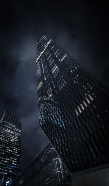 Обои 600x1024 небоскреб, ночной город, черный