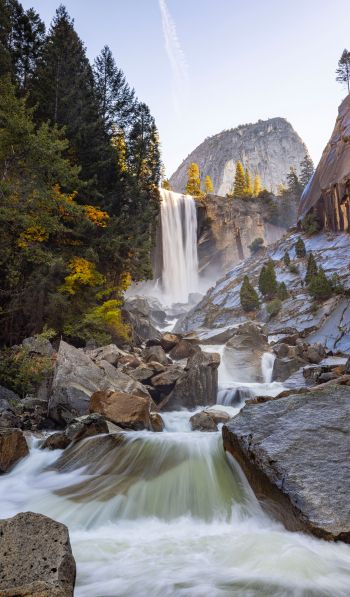 Обои 600x1024 Йосемитский национальный парк, водопад, река