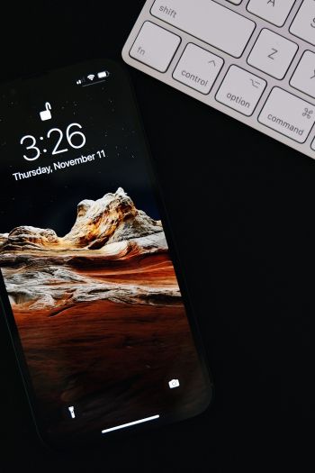 smartphone, keyboard, black Wallpaper 640x960