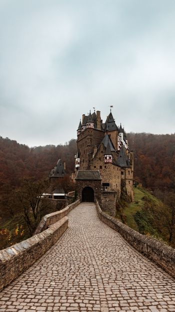 Обои 720x1280 замок Эльц, Германия, фентези