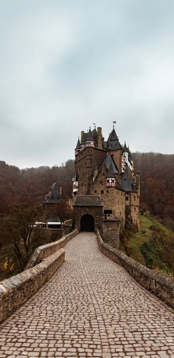 Обои 1440x2960 замок Эльц, Германия, фентези