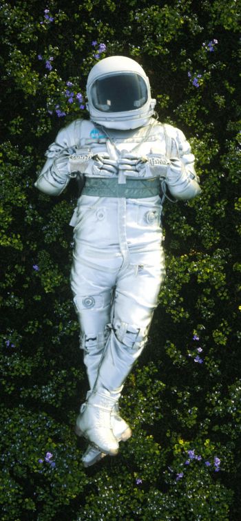 astronaut Wallpaper 1125x2436