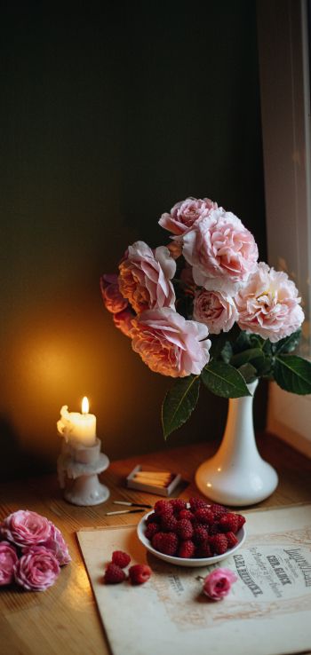 Обои 1080x2280 эстетика, розовые розы, букет