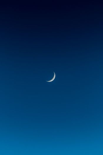 crescent, sky, blue Wallpaper 640x960