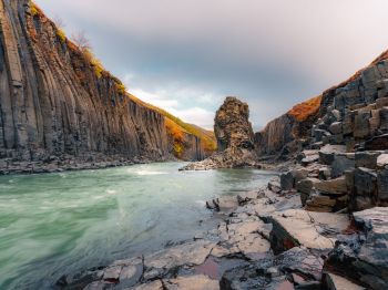 Обои 1024x768 Исландия, река, пейзаж