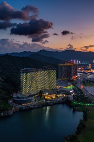 bird's eye view, hotel, sunset Wallpaper 640x960