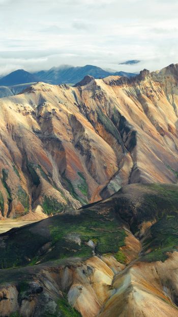 Iceland, mountain range, valley Wallpaper 640x1136