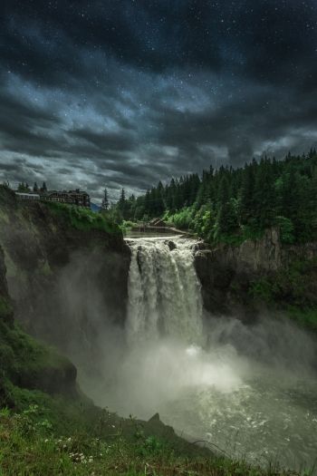 Обои 640x960 Водопад Сноквалми, ночь, пейзаж