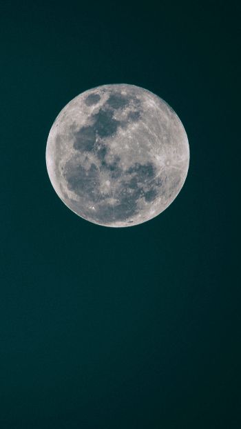 Обои 750x1334 полнолуние, луна, ночное небо