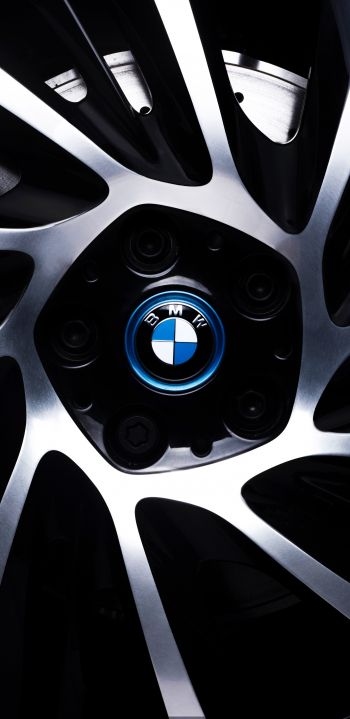 Обои 1080x2220 литой диск BMW, логотип BMW