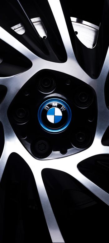 Обои 1440x3200 литой диск BMW, логотип BMW