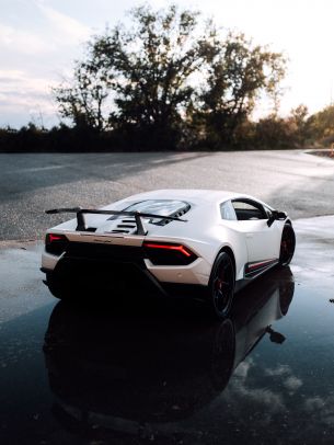 Обои 2048x2732 белый Lamborghini, спортивная машина