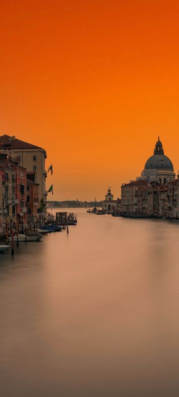 Обои 720x1600 Венеция, вечерний город