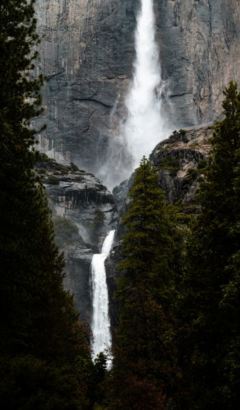 Обои 600x1024 водопад, горы, природа