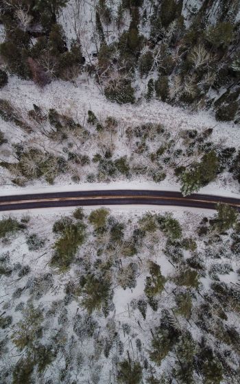 winter road, top view Wallpaper 800x1280