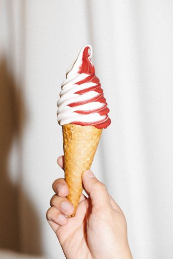 ice cream, sweets Wallpaper 640x960