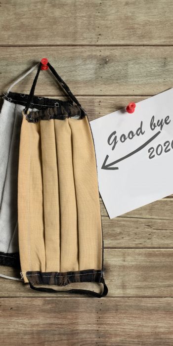 New Year, goodbye 2020, masks Wallpaper 720x1440