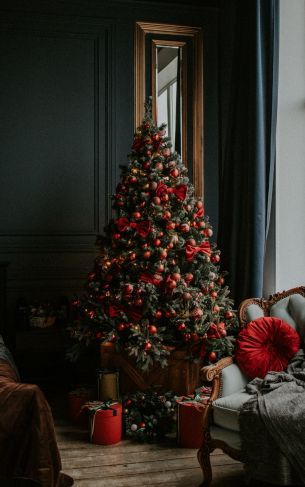 Christmas tree, New Year, holidays Wallpaper 1752x2800