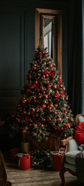 Christmas tree, New Year, holidays Wallpaper 1440x3200