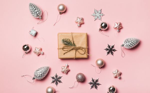 Gifts, Balls, pink background Wallpaper 2560x1600