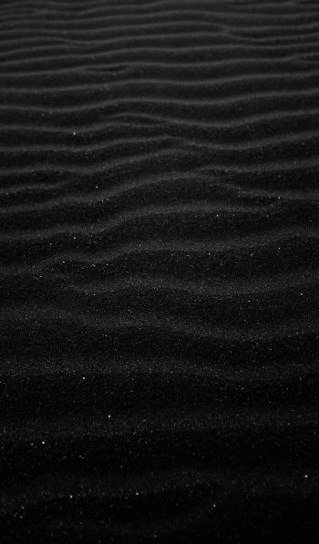 Black Volga, sand, black Wallpaper 600x1024