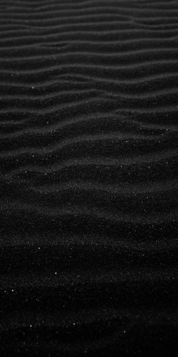 Обои 720x1440 Чёрная Волга, песок, чёрный