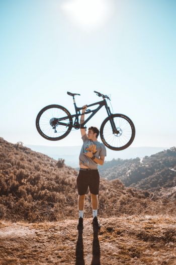 Bicycle, man, vibe Wallpaper 640x960