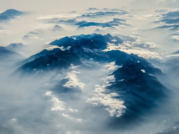 Alps, mountains, bird's eye view Wallpaper 1024x768