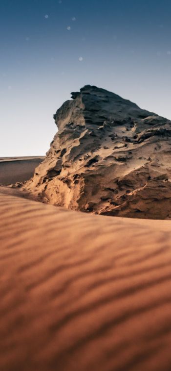 desert, scale Wallpaper 828x1792