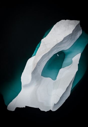 Обои 1640x2360 айсберг, ледник