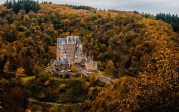 Castle Eltz, Germany Wallpaper 2560x1600