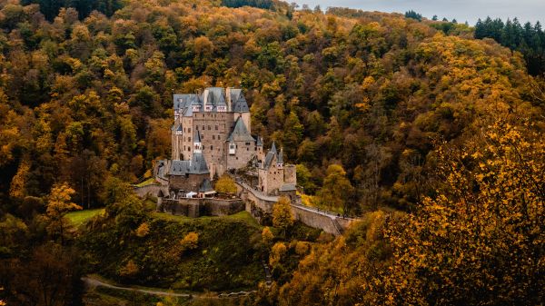 Castle Eltz, Germany Wallpaper 3840x2160