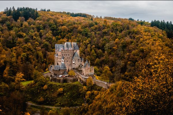 Castle Eltz, Germany Wallpaper 6426x4284