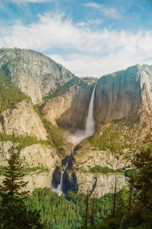 waterfall, Yosemite Wallpaper 4011x6048
