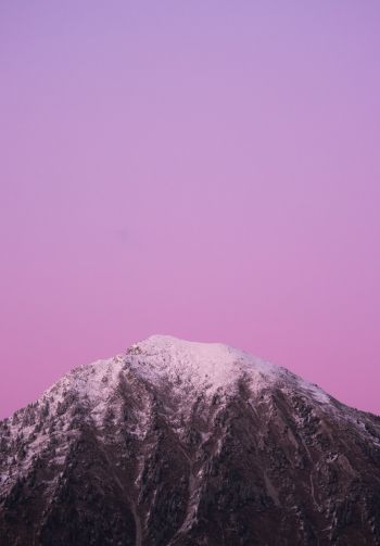 Обои 1640x2360 гора, небо, розовый