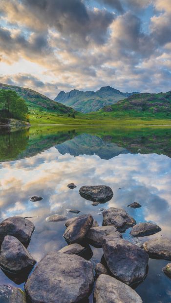 mountain lake, reflection Wallpaper 640x1136