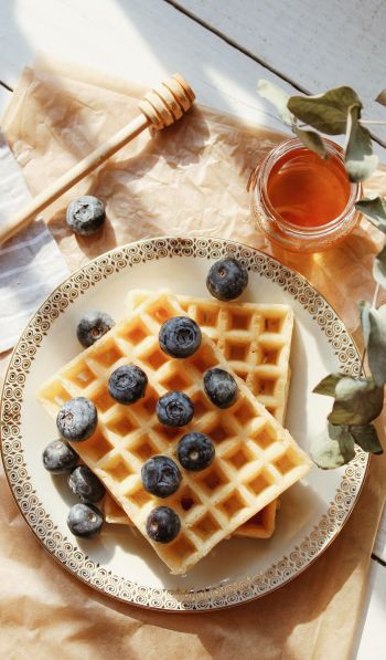 waffles, berries, honey Wallpaper 600x1024