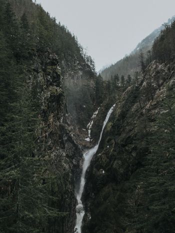 Обои 1668x2224 водопад, пейзаж, горы