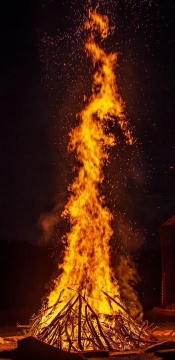 bonfire, flame, sparks Wallpaper 1080x2220