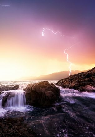 Laguna Beach, California, USA Wallpaper 1668x2388