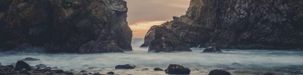 Pfeiffer Beach, California, USA Wallpaper 1590x400