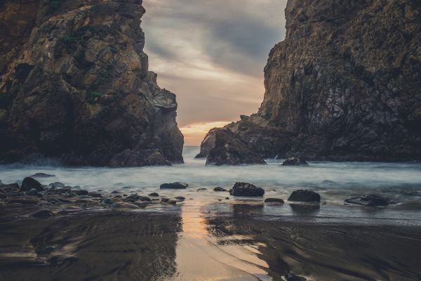 Pfeiffer Beach, California, USA Wallpaper 4276x2851