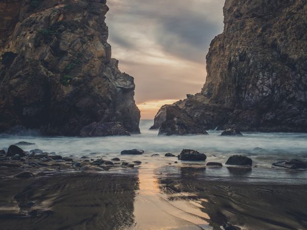 Pfeiffer Beach, California, USA Wallpaper 800x600