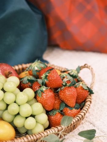 strawberry, grapes, fruit, berries Wallpaper 1536x2048