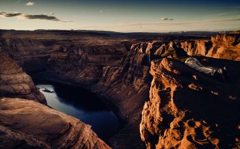 Обои 1920x1200 каньон, озеро, скалы, солнце, фотограф