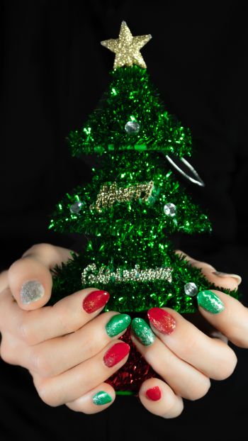Christmas tree, girl, nails, manicure, star, black background Wallpaper 1440x2560