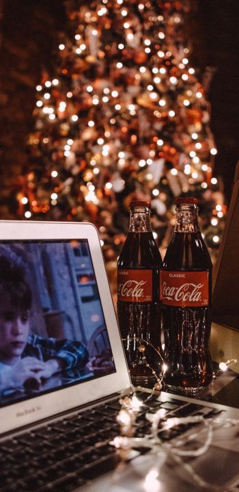 New Year, home alone, coca-cola, pizza, rest, movie, lights, garland Wallpaper 1080x2220
