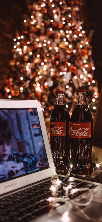 New Year, home alone, coca-cola, pizza, rest, movie, lights, garland Wallpaper 1080x2340