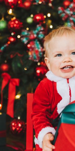 baby, smile, little santa, new year photo shoot Wallpaper 720x1440